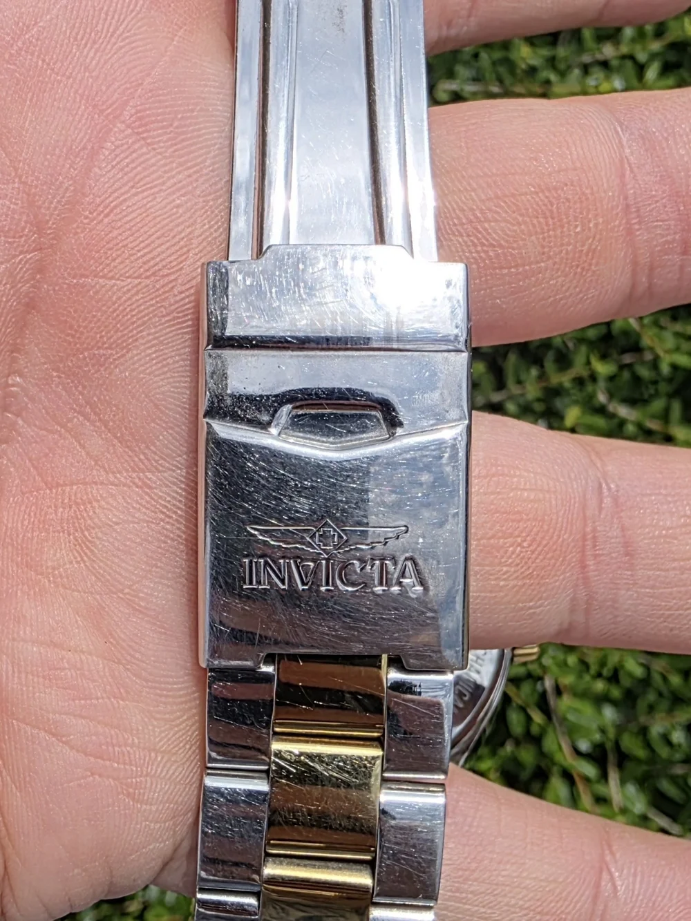 Invicta Disney Limited Edition Mickey Mouse Men's Watch Model 41365 Gold Silver